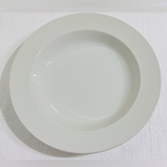 Rosenthal Studio- Linie 7 Pcs 9-inch Bowl - Picture 3 of 8